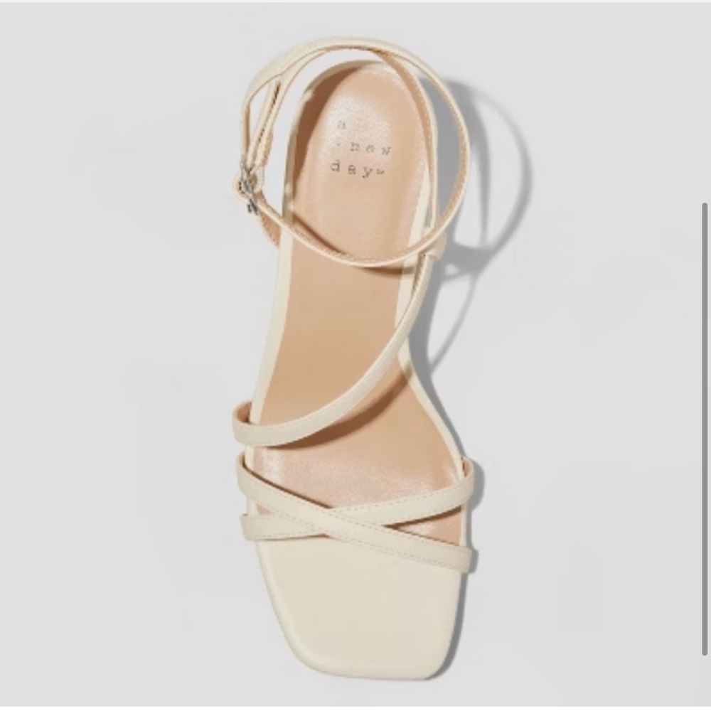 A New Day Irena Women's 2" Buckle Heels Sandals Ankle Strap- Cream Size 8 NWT - Picture 2 of 4